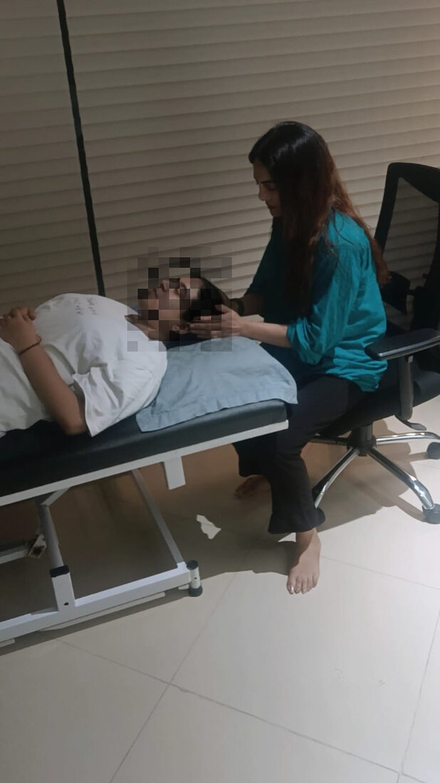 One-to-one hypnotherapy session, relationships and emotional healing article